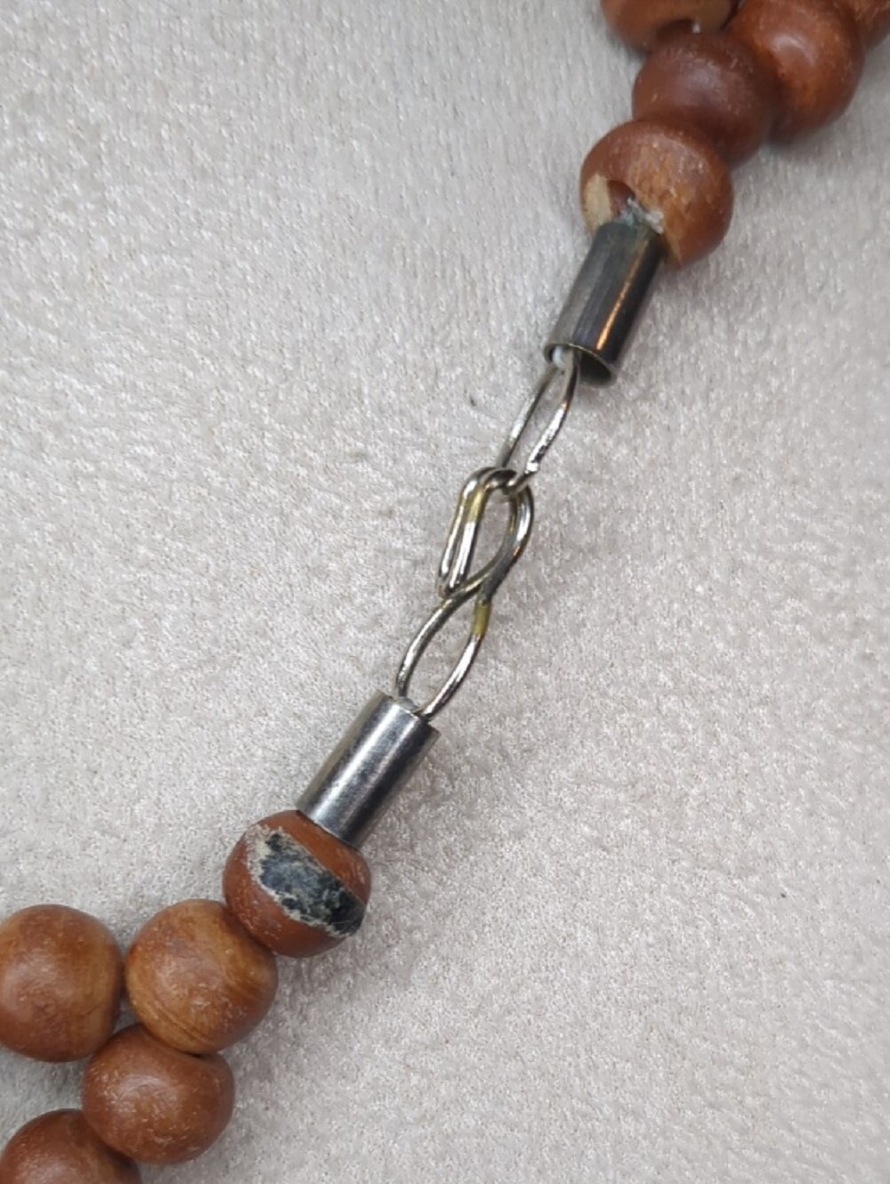 Vintage Tibetan Medallion Necklace Orange & Wood Beaded Gau Box - Picture 10 of 11